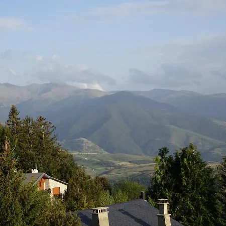 Apartmán Les Sorbiers - Grand T4 Ensoleille Avec Vue Panoramique Font-Romeu-Odeillo-Via