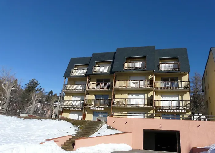 Appartement Les Sorbiers - Grand T4 Ensoleille Avec Vue Panoramique Font-Romeu-Odeillo-Via